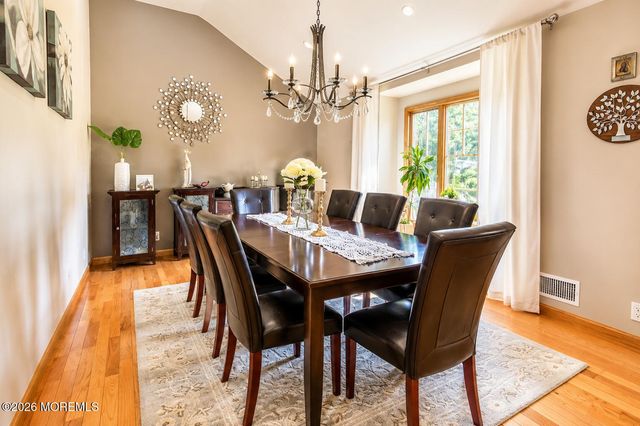 35 Miller Avenue, Holmdel, NJ 07733