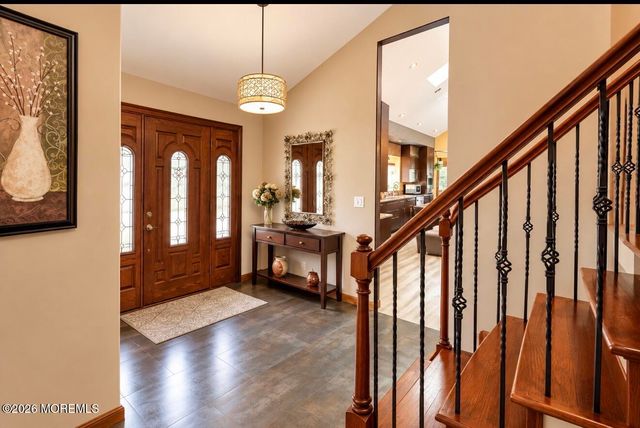 35 Miller Avenue, Holmdel, NJ 07733