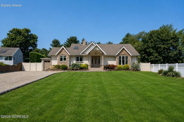 35 Miller Avenue, Holmdel, NJ 07733