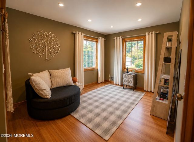 35 Miller Avenue, Holmdel, NJ 07733