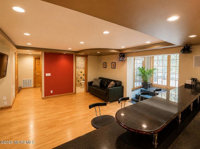 35 Miller Avenue, Holmdel, NJ 07733