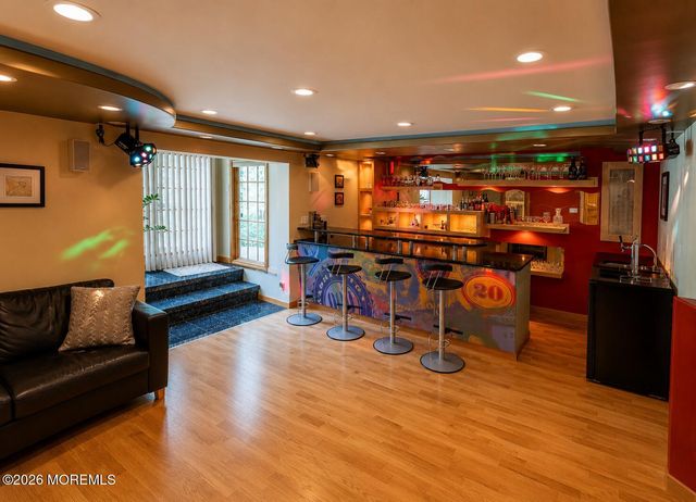 35 Miller Avenue, Holmdel, NJ 07733