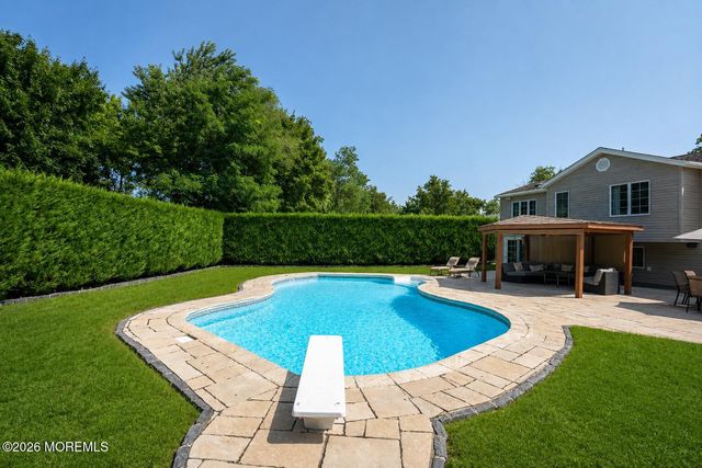 35 Miller Avenue, Holmdel, NJ 07733