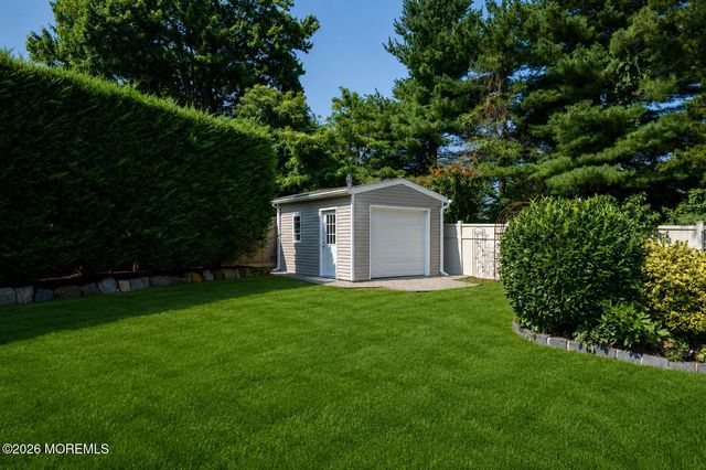 35 Miller Avenue, Holmdel, NJ 07733