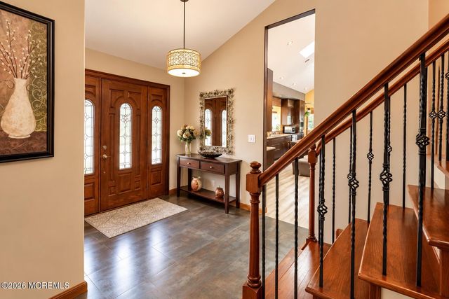 35 Miller Avenue, Holmdel, NJ 07733