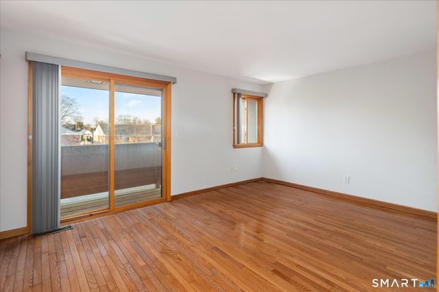 135 Courtland Avenue APT 13, Stamford, CT 06902