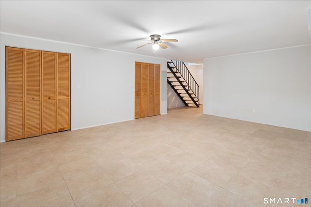 135 Courtland Avenue APT 13, Stamford, CT 06902