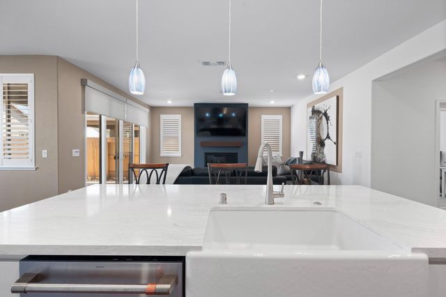 1600 Red Lake Way, Lincoln, CA 95648