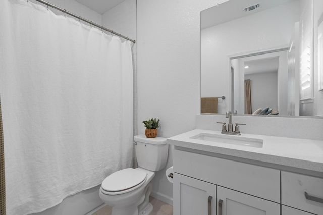 1600 Red Lake Way, Lincoln, CA 95648