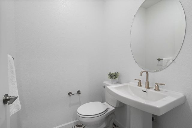 1600 Red Lake Way, Lincoln, CA 95648