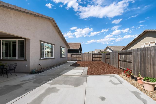 1600 Red Lake Way, Lincoln, CA 95648