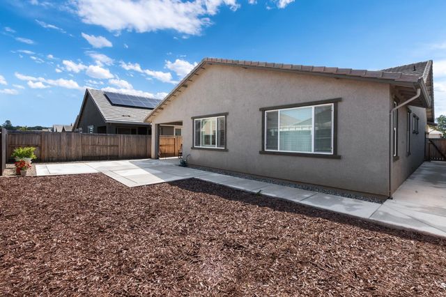 1600 Red Lake Way, Lincoln, CA 95648