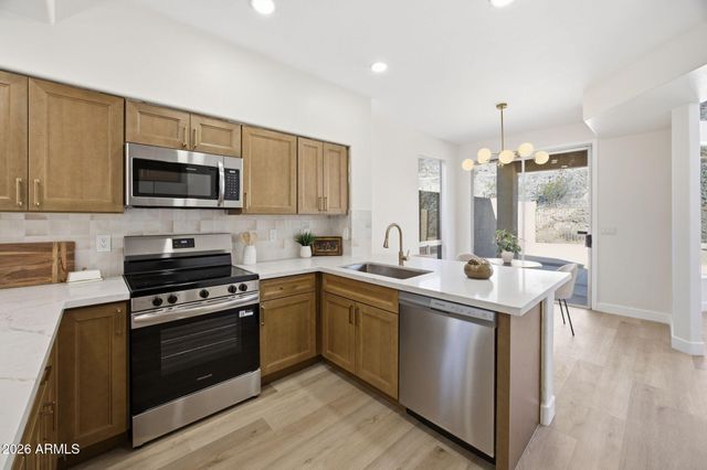 2126 E BRIARWOOD Terrace, Phoenix, AZ 85048