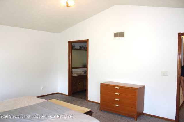 138 Canterbury Drive, Charlotte, MI 48813