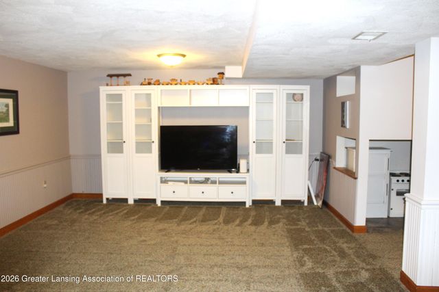 138 Canterbury Drive, Charlotte, MI 48813