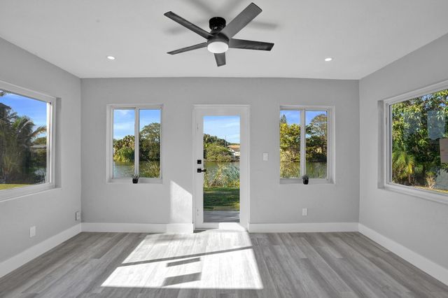 3271 NW 17th Street, Lauderhill, FL 33311