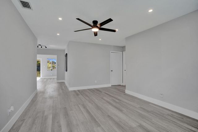 3271 NW 17th Street, Lauderhill, FL 33311