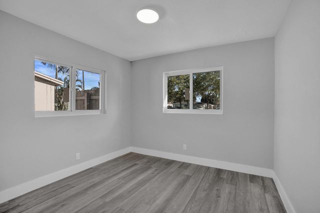 3271 NW 17th Street, Lauderhill, FL 33311