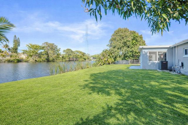 3271 NW 17th Street, Lauderhill, FL 33311