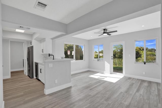 3271 NW 17th Street, Lauderhill, FL 33311