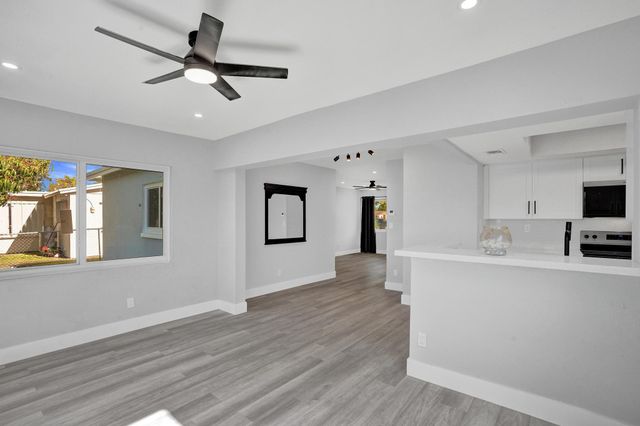 3271 NW 17th Street, Lauderhill, FL 33311