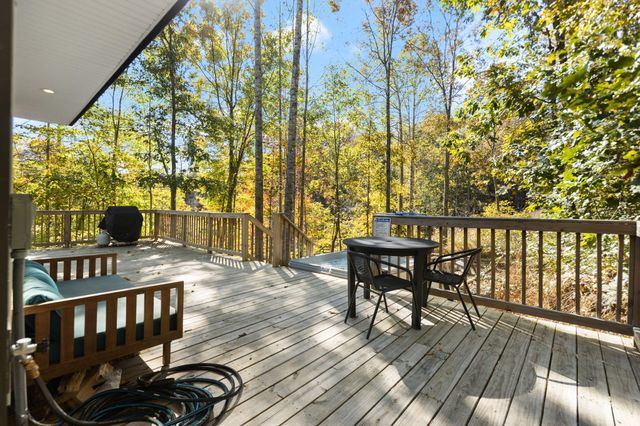 458 Opossum Hollow Road, Wellington, KY 40387