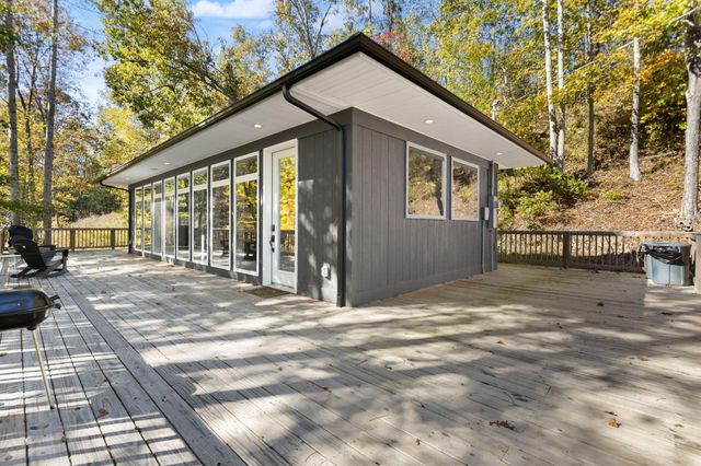 458 Opossum Hollow Road, Wellington, KY 40387
