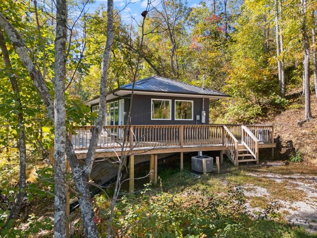 458 Opossum Hollow Road, Wellington, KY 40387