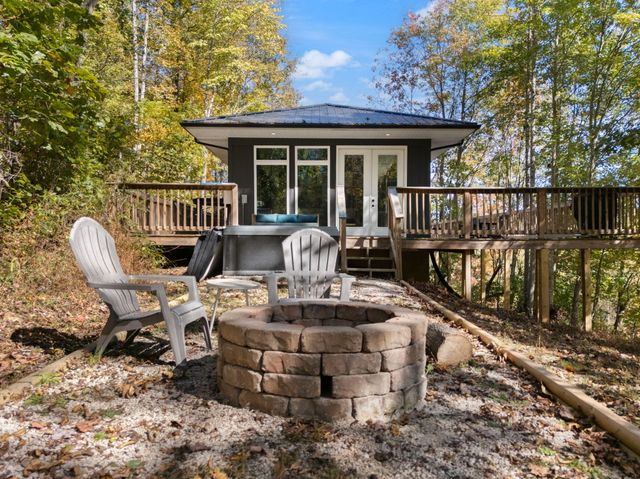 458 Opossum Hollow Road, Wellington, KY 40387