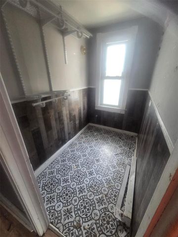 322 West Race Street, Pottsville, PA 17901