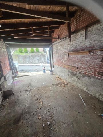 322 West Race Street, Pottsville, PA 17901