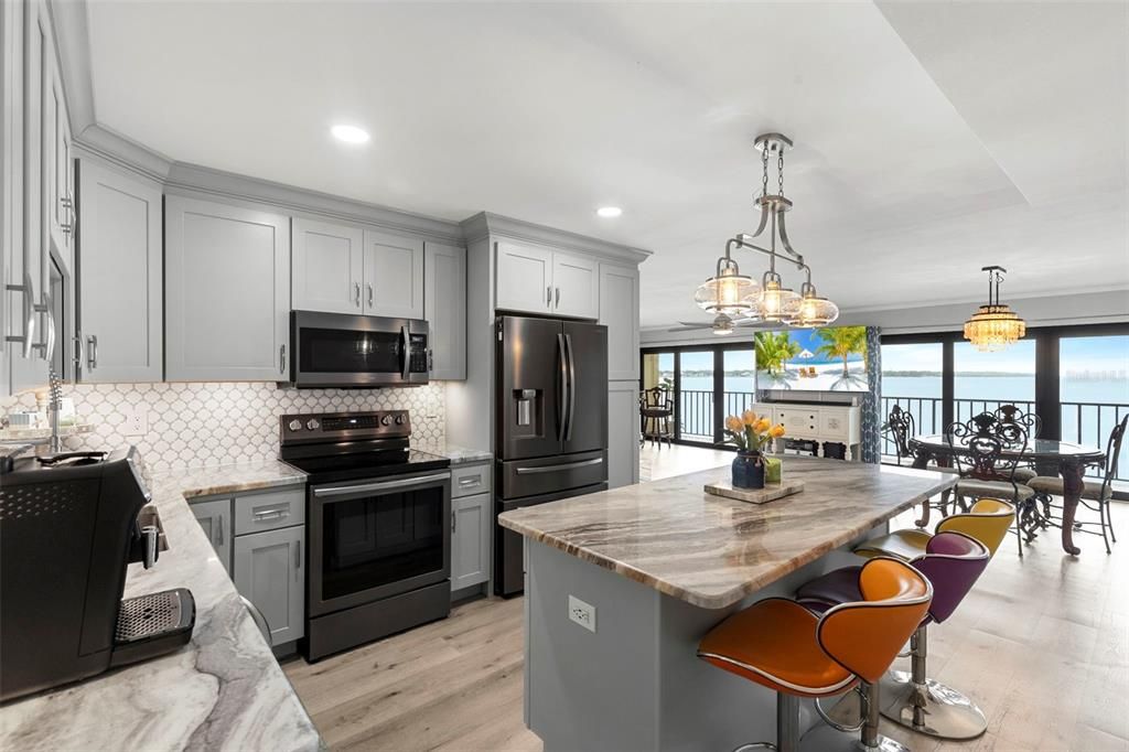 7540 SUNSHINE SKYWAY LANE S 118, St Petersburg, FL 33711