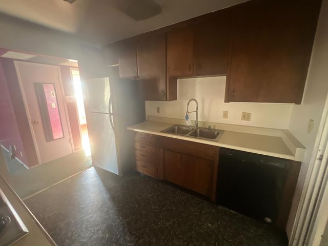 3255 Nareb St, Sacramento, CA 95838