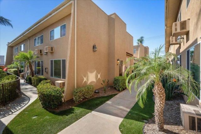 1321 Greenfield Dr 30, El Cajon, CA 92021