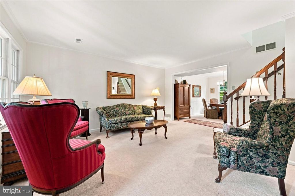 8643 TRUMBAUER DR, GLENSIDE, PA 19038 — photo 3