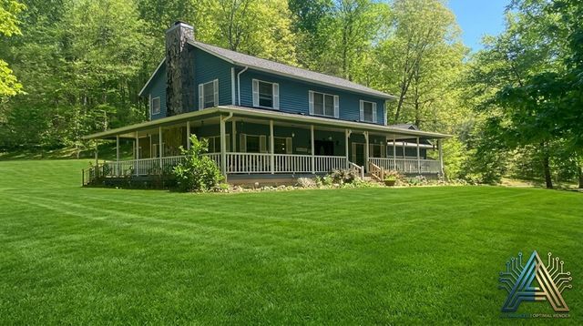 136 Gibson Road, Andrews, NC 28901