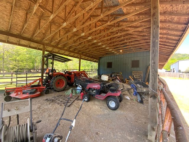 136 Gibson Road, Andrews, NC 28901