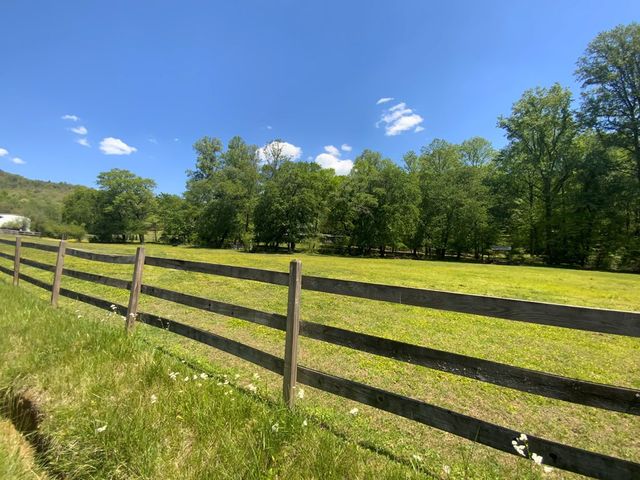 136 Gibson Road, Andrews, NC 28901