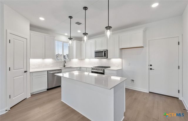 109 Adlai Avenue, Georgetown, TX 78633