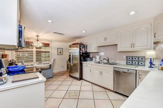 746 MARINA POINT DRIVE 7460, Daytona Beach, FL 32114