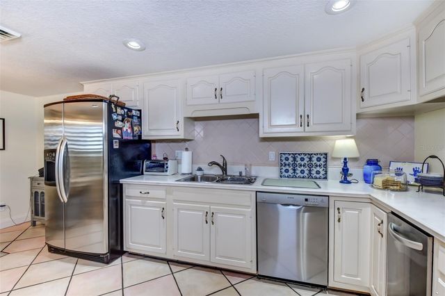 746 MARINA POINT DRIVE 7460, Daytona Beach, FL 32114