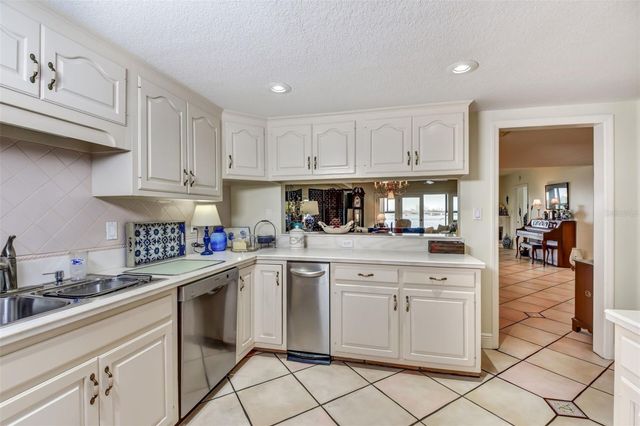 746 MARINA POINT DRIVE 7460, Daytona Beach, FL 32114