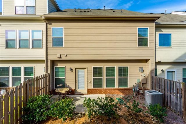 2105 Greencrest Circle, Alpharetta, GA 30004