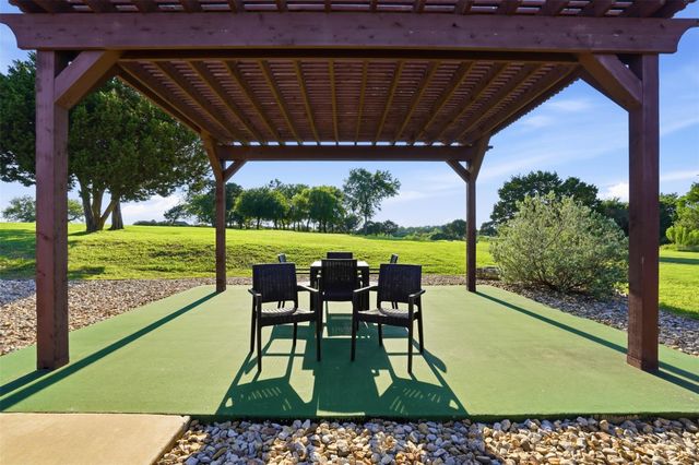 6202 Valderrama Drive, Cleburne, TX 76033
