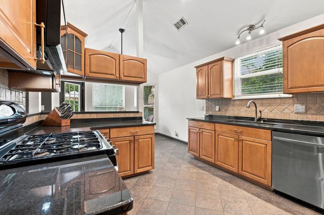 1605 Glen Trail Dr, Mount Juliet, TN 37122