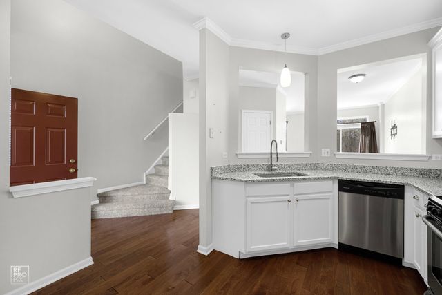 1353 Longchamps Court, Grayslake, IL 60030