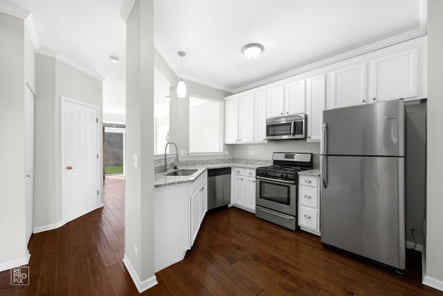 1353 Longchamps Court, Grayslake, IL 60030