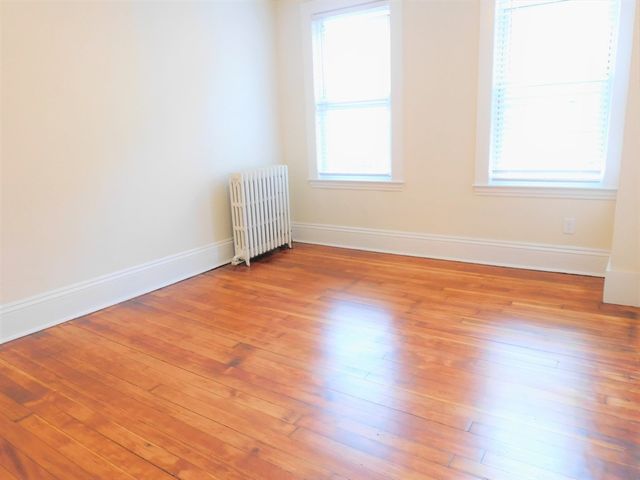 30 Jenkins St, Boston, MA 02127