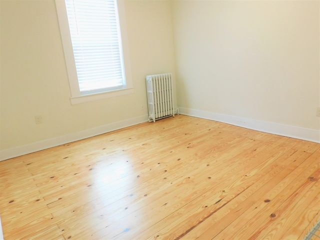 30 Jenkins St, Boston, MA 02127
