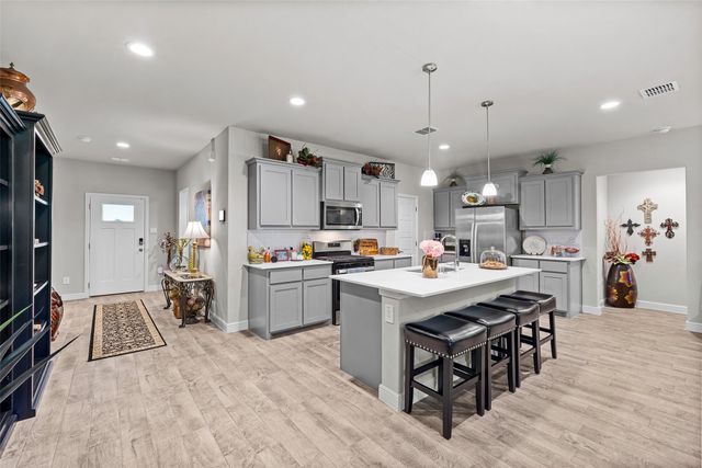 1119 Keystone Drive, Granbury, TX 76048